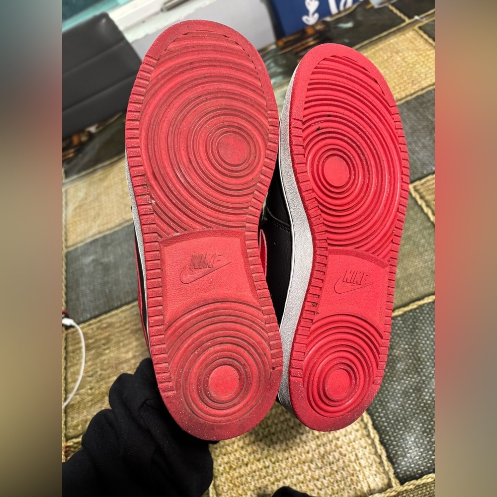 Nike Black Sneakers with Swoosh - Picture 5 of 6